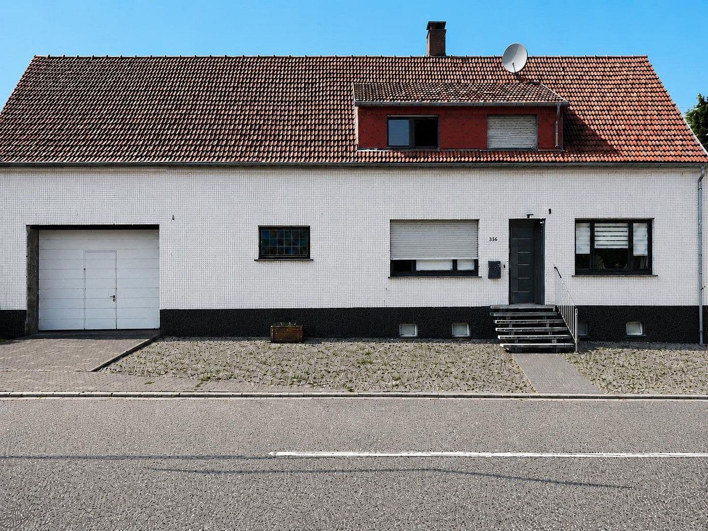 Predaj domu 190 m², pozemok 2.540 m², Völklingen, Sársko Predaj domu 190 m², pozemok 2.540 m², Völklingen, Sársko