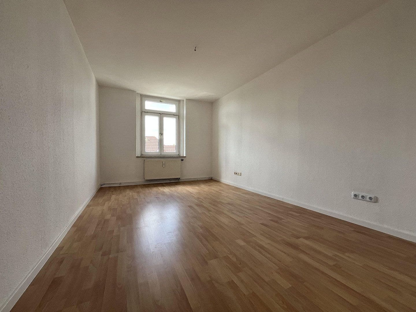 Prenájom bytu 3-izbový 75 m², Jacobstraße 17, Zwickau, Sasko Prenájom bytu 3-izbový 75 m², Jacobstraße 17, Zwickau, Sasko