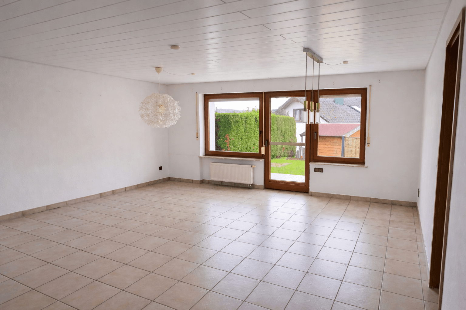 Predaj domu 225 m², pozemok 503 m², Großbottwar, Bádensko-Wurttembersko Predaj domu 225 m², pozemok 503 m², Großbottwar, Bádensko-Wurttembersko