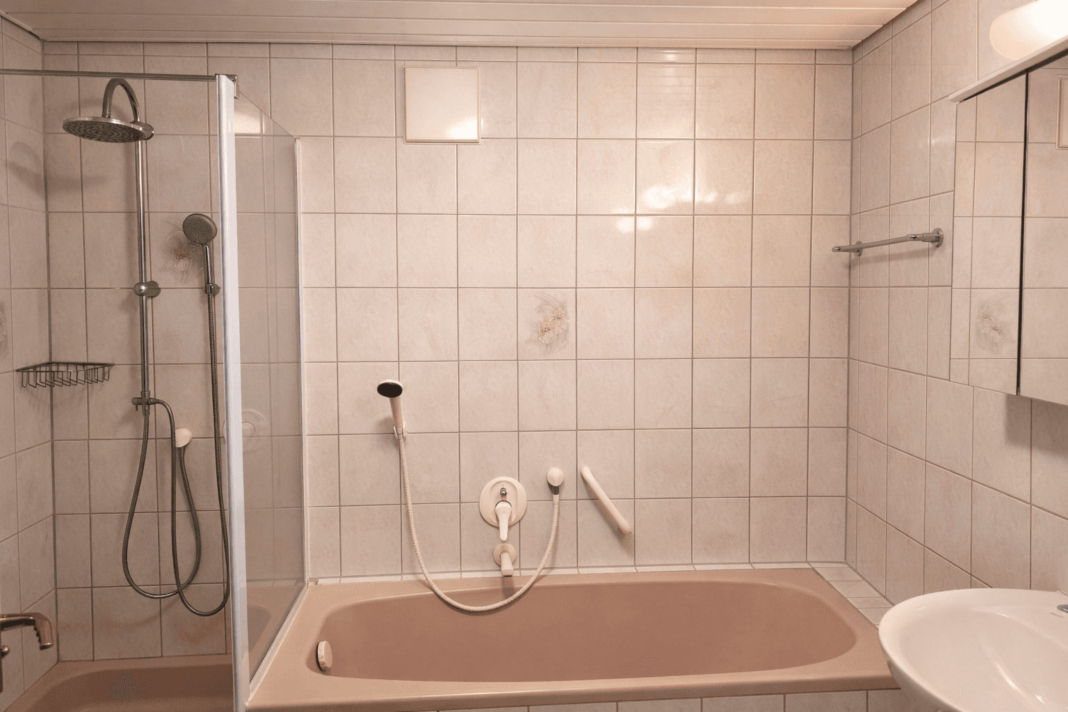 Predaj domu 225 m², pozemok 503 m², Großbottwar, Bádensko-Wurttembersko Predaj domu 225 m², pozemok 503 m², Großbottwar, Bádensko-Wurttembersko
