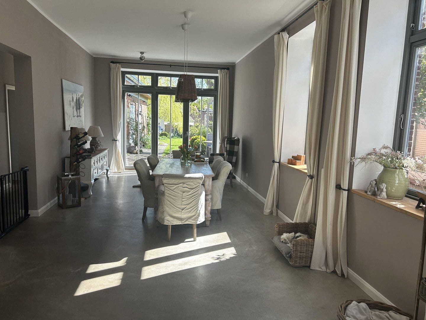 Predaj domu 270 m², pozemok 730 m², Meldorf, Šlezvicko-Holštajnsko Predaj domu 270 m², pozemok 730 m², Meldorf, Šlezvicko-Holštajnsko