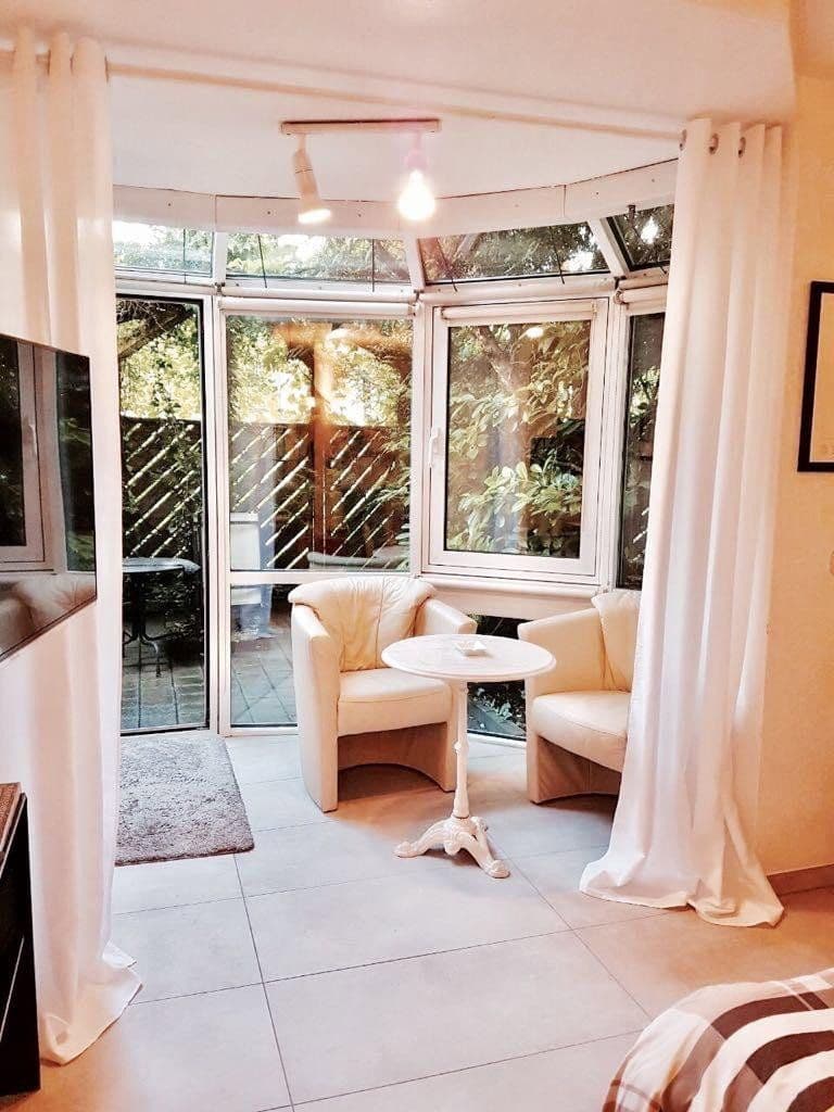 Prenájom bytu 1-izbový 38 m², Liebigstr. 20 A, München, Bavorsko Prenájom bytu 1-izbový 38 m², Liebigstr. 20 A, München, Bavorsko