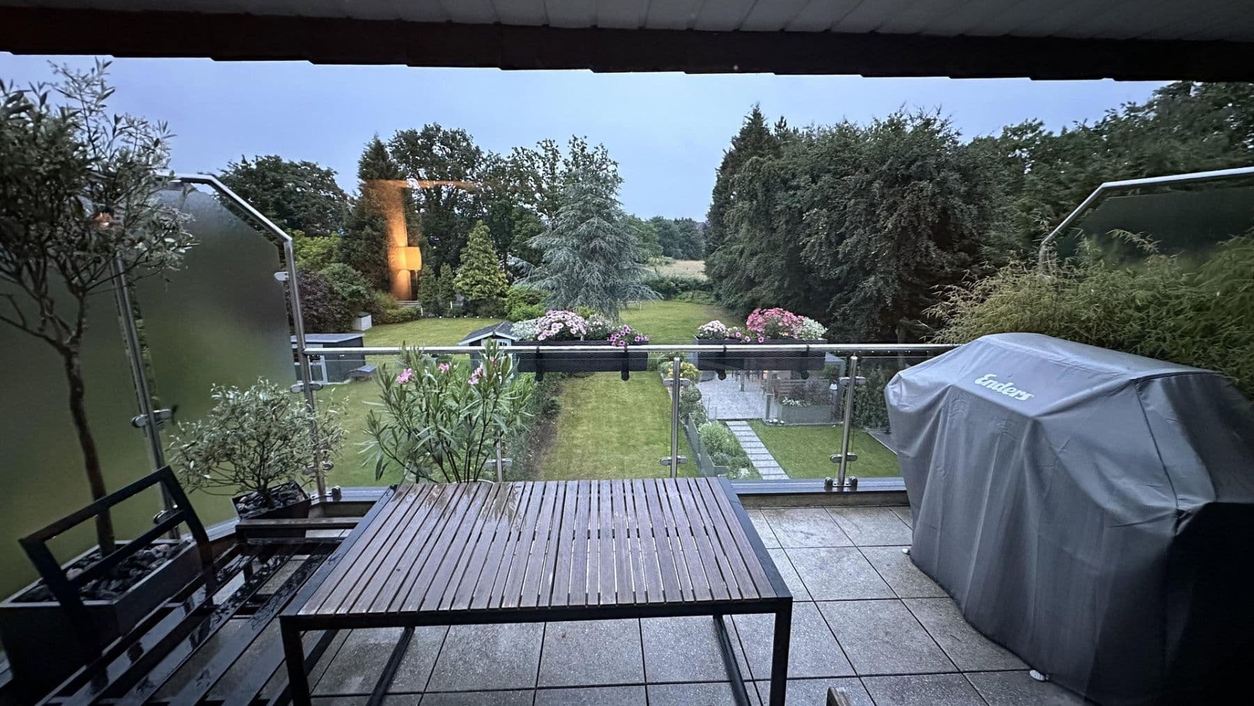 Predaj bytu 5-izbový 126 m², Oberhausen, Severné Porýnie - Westfálsko Predaj bytu 5-izbový 126 m², Oberhausen, Severné Porýnie - Westfálsko