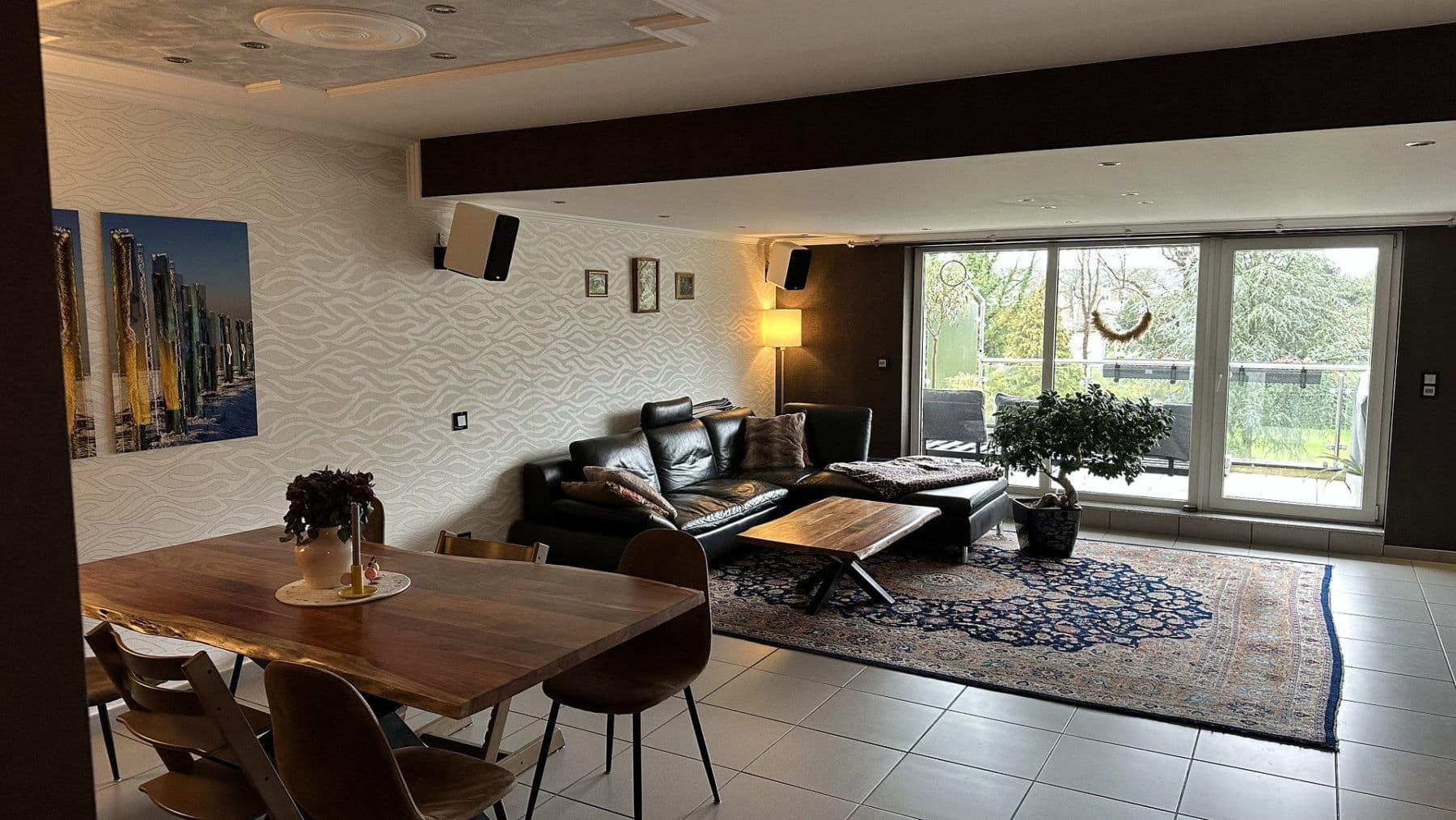 Predaj bytu 5-izbový 126 m², Oberhausen, Severné Porýnie - Westfálsko Predaj bytu 5-izbový 126 m², Oberhausen, Severné Porýnie - Westfálsko