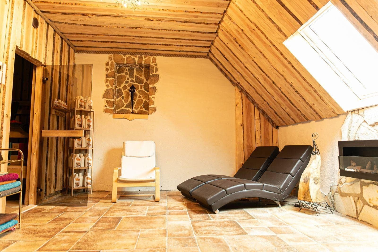 Predaj pozemku 67.115 m², Maxsain, Porýnie-Falcko Predaj pozemku 67.115 m², Maxsain, Porýnie-Falcko