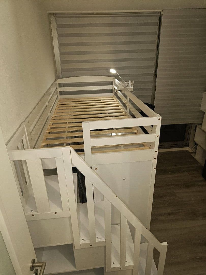 Prenájom bytu 1-izbový 20 m², Berhard-Feilchenfeld-Straße 13, Köln-Zollstock, Severné Porýnie - Westfálsko Prenájom bytu 1-izbový 20 m², Berhard-Feilchenfeld-Straße 13, Köln-Zollstock, Severné Porýnie - Westfálsko