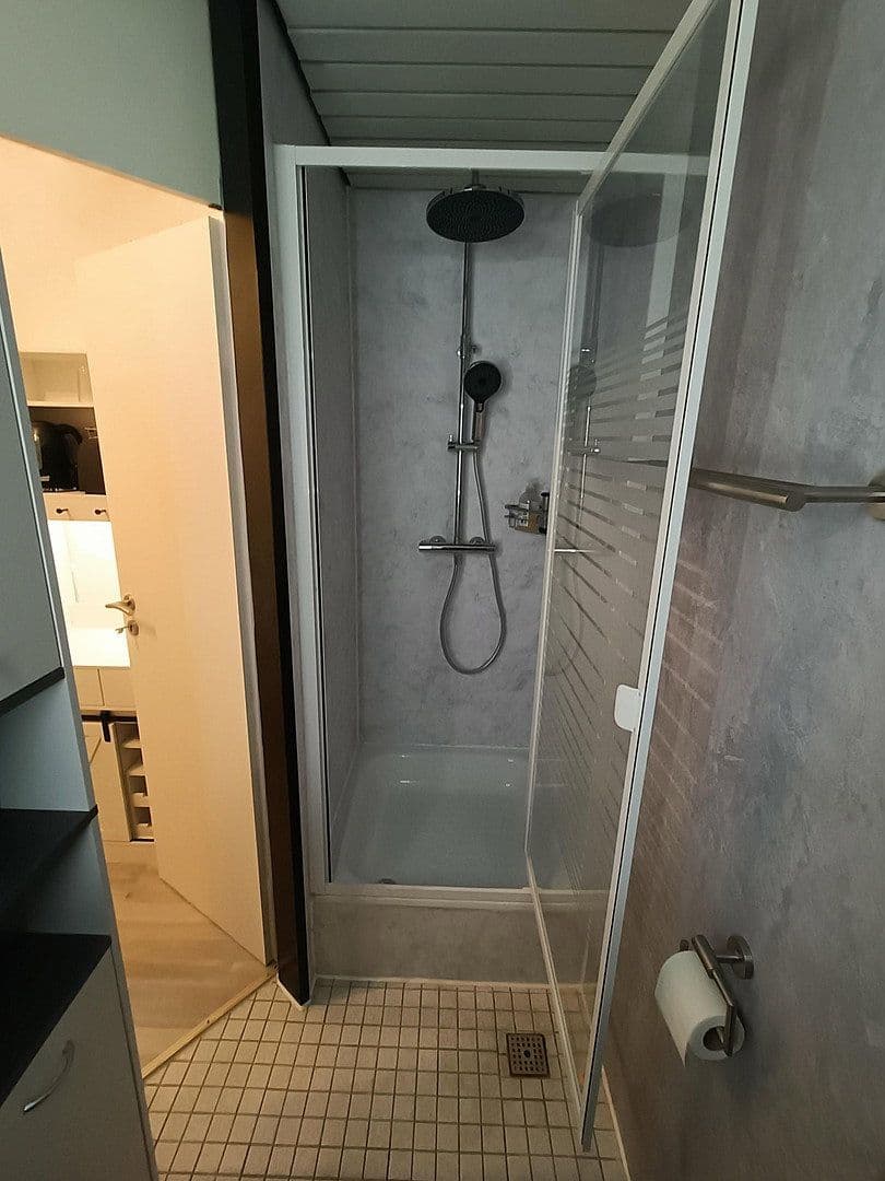 Prenájom bytu 1-izbový 20 m², Berhard-Feilchenfeld-Straße 13, Köln-Zollstock, Severné Porýnie - Westfálsko Prenájom bytu 1-izbový 20 m², Berhard-Feilchenfeld-Straße 13, Köln-Zollstock, Severné Porýnie - Westfálsko