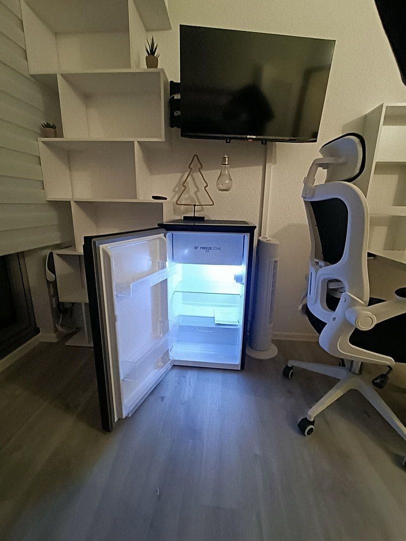 Prenájom bytu 1-izbový 20 m², Berhard-Feilchenfeld-Straße 13, Köln-Zollstock, Severné Porýnie - Westfálsko Prenájom bytu 1-izbový 20 m², Berhard-Feilchenfeld-Straße 13, Köln-Zollstock, Severné Porýnie - Westfálsko