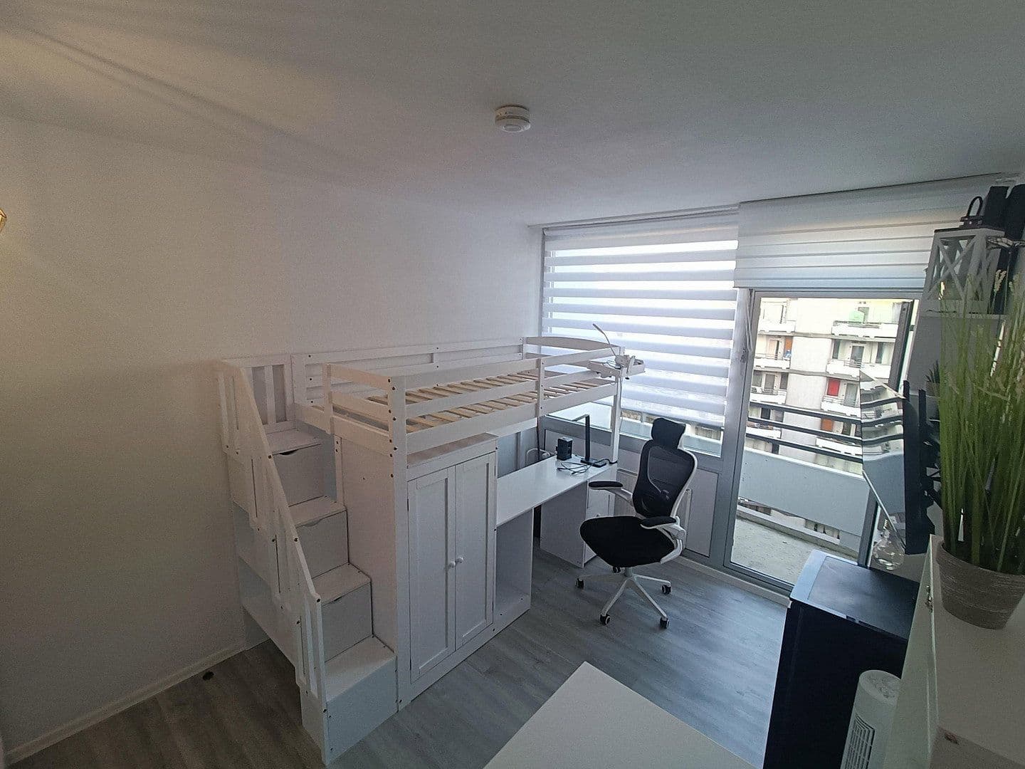 Prenájom bytu 1-izbový 20 m², Berhard-Feilchenfeld-Straße 13, Köln-Zollstock, Severné Porýnie - Westfálsko Prenájom bytu 1-izbový 20 m², Berhard-Feilchenfeld-Straße 13, Köln-Zollstock, Severné Porýnie - Westfálsko