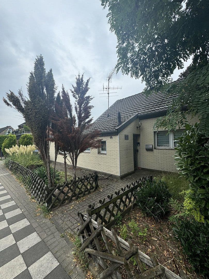 Predaj pozemku 1.092 m², Düsseldorf, Severné Porýnie - Westfálsko Predaj pozemku 1.092 m², Düsseldorf, Severné Porýnie - Westfálsko
