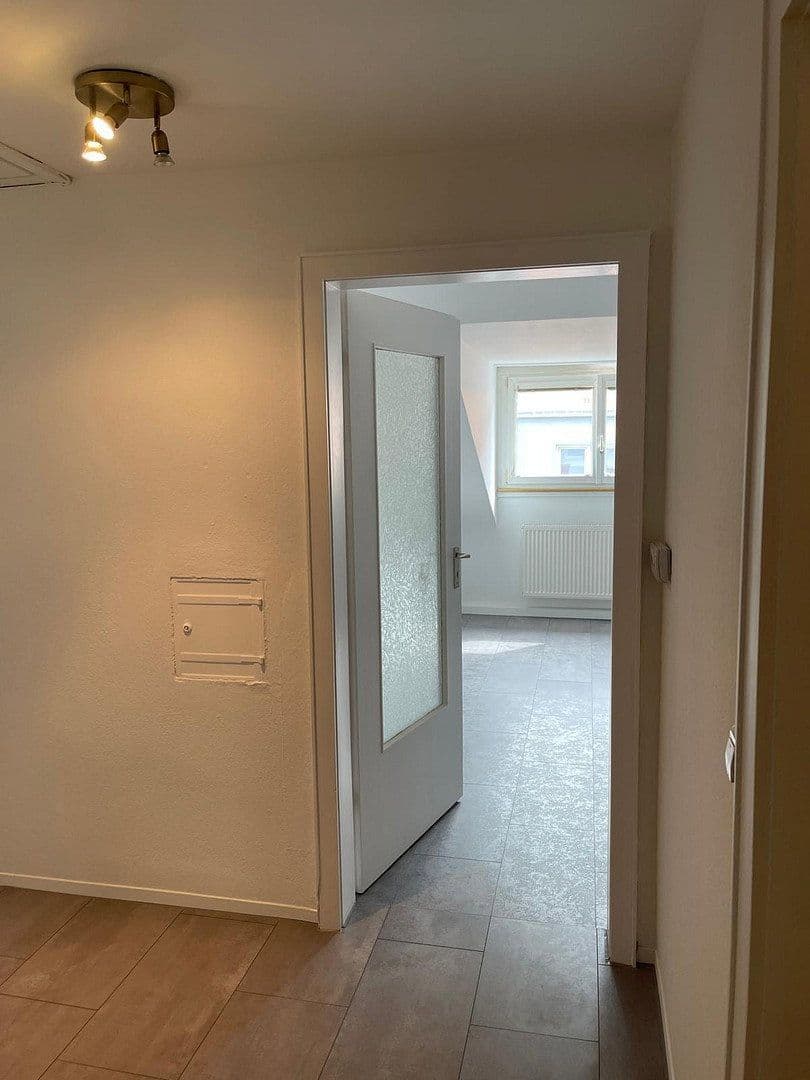 Prenájom bytu 2-izbový 56 m², Kaiser-Friedrichstr. 32, Pforzheim, Bádensko-Wurttembersko Prenájom bytu 2-izbový 56 m², Kaiser-Friedrichstr. 32, Pforzheim, Bádensko-Wurttembersko