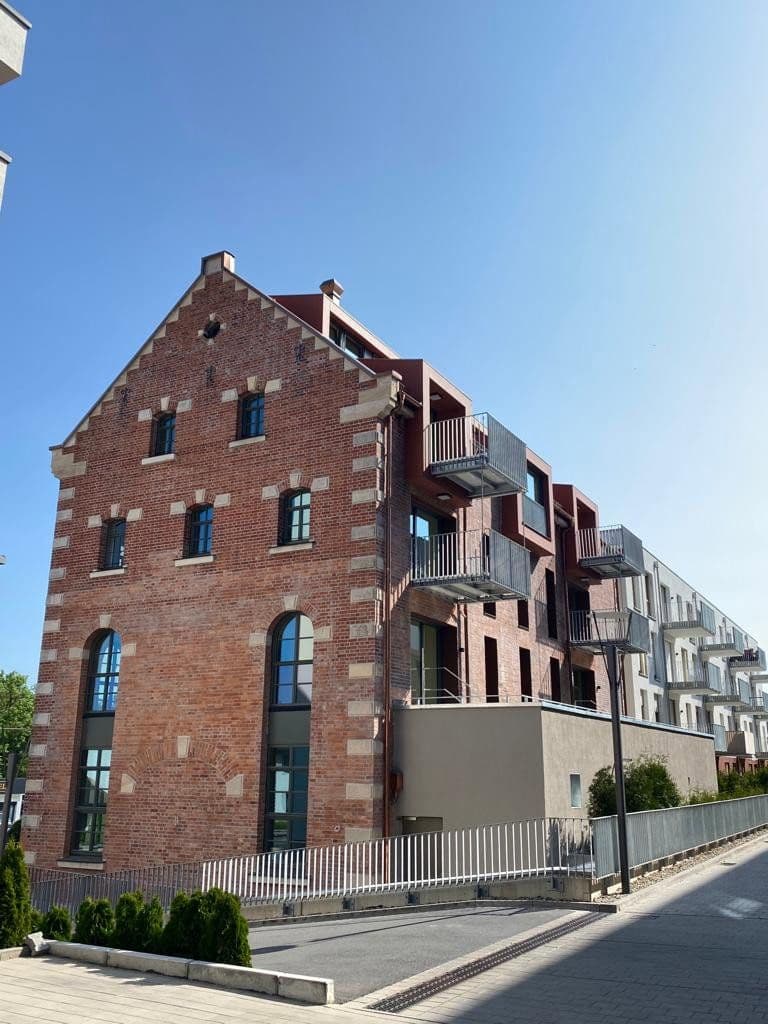 Prenájom bytu 4-izbový 88 m², Neustadt an der Aisch, Bavorsko Prenájom bytu 4-izbový 88 m², Neustadt an der Aisch, Bavorsko