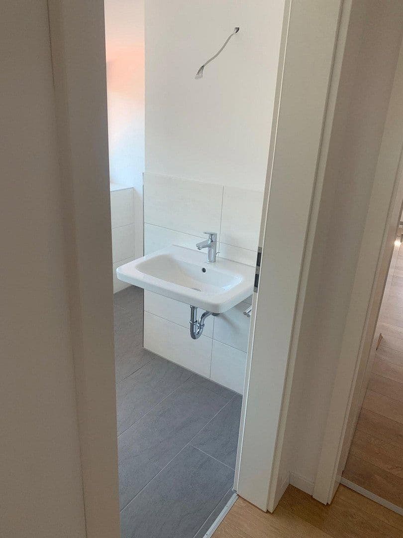Prenájom bytu 4-izbový 88 m², Neustadt an der Aisch, Bavorsko Prenájom bytu 4-izbový 88 m², Neustadt an der Aisch, Bavorsko