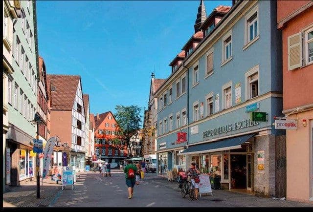 Prenájom bytu 2-izbový 60 m², Stuttgart, Bádensko-Wurttembersko Prenájom bytu 2-izbový 60 m², Stuttgart, Bádensko-Wurttembersko