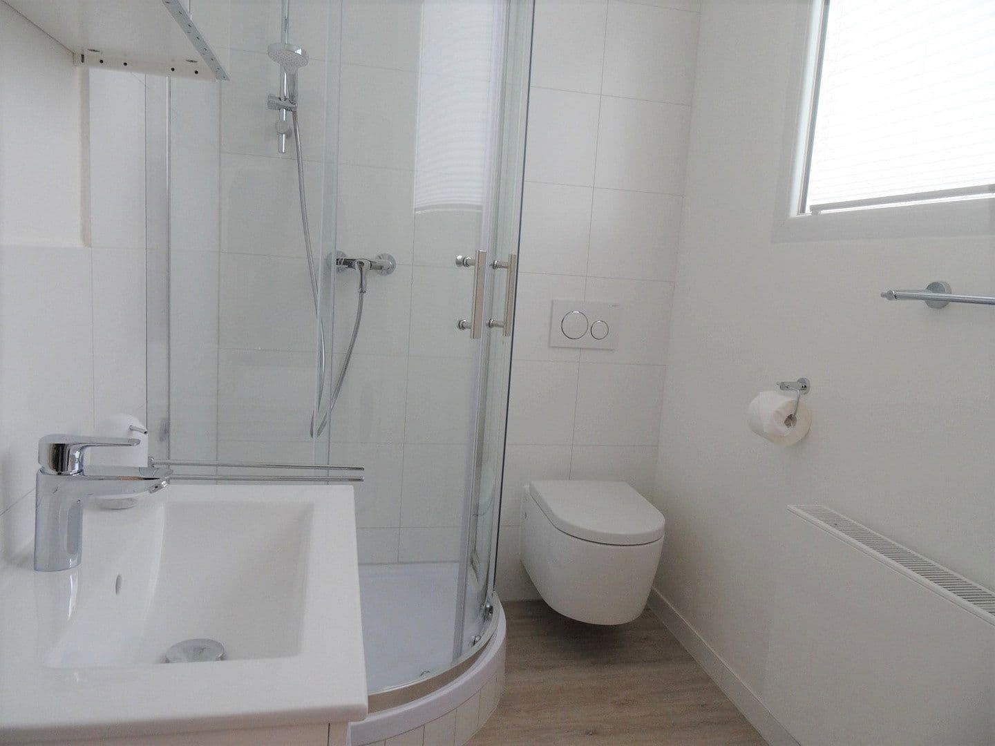 Prenájom bytu 2-izbový 60 m², Stuttgart, Bádensko-Wurttembersko Prenájom bytu 2-izbový 60 m², Stuttgart, Bádensko-Wurttembersko