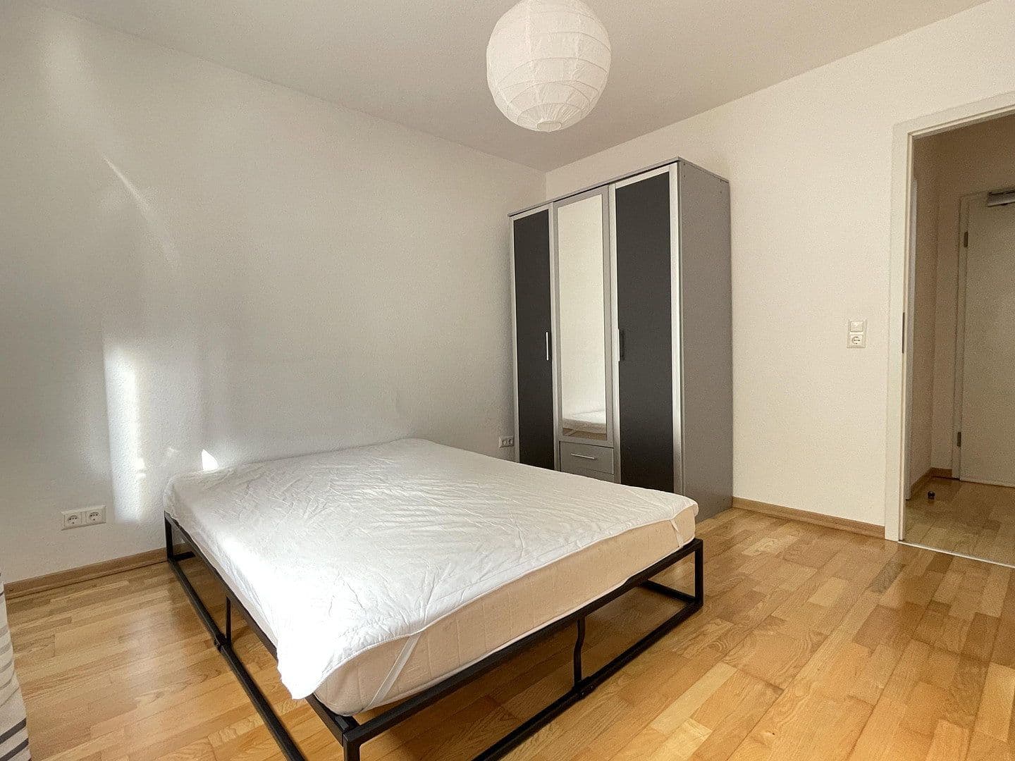 Prenájom bytu 2-izbový 43 m², Frankenallee 25, Frankfurt am Main, Hesensko Prenájom bytu 2-izbový 43 m², Frankenallee 25, Frankfurt am Main, Hesensko