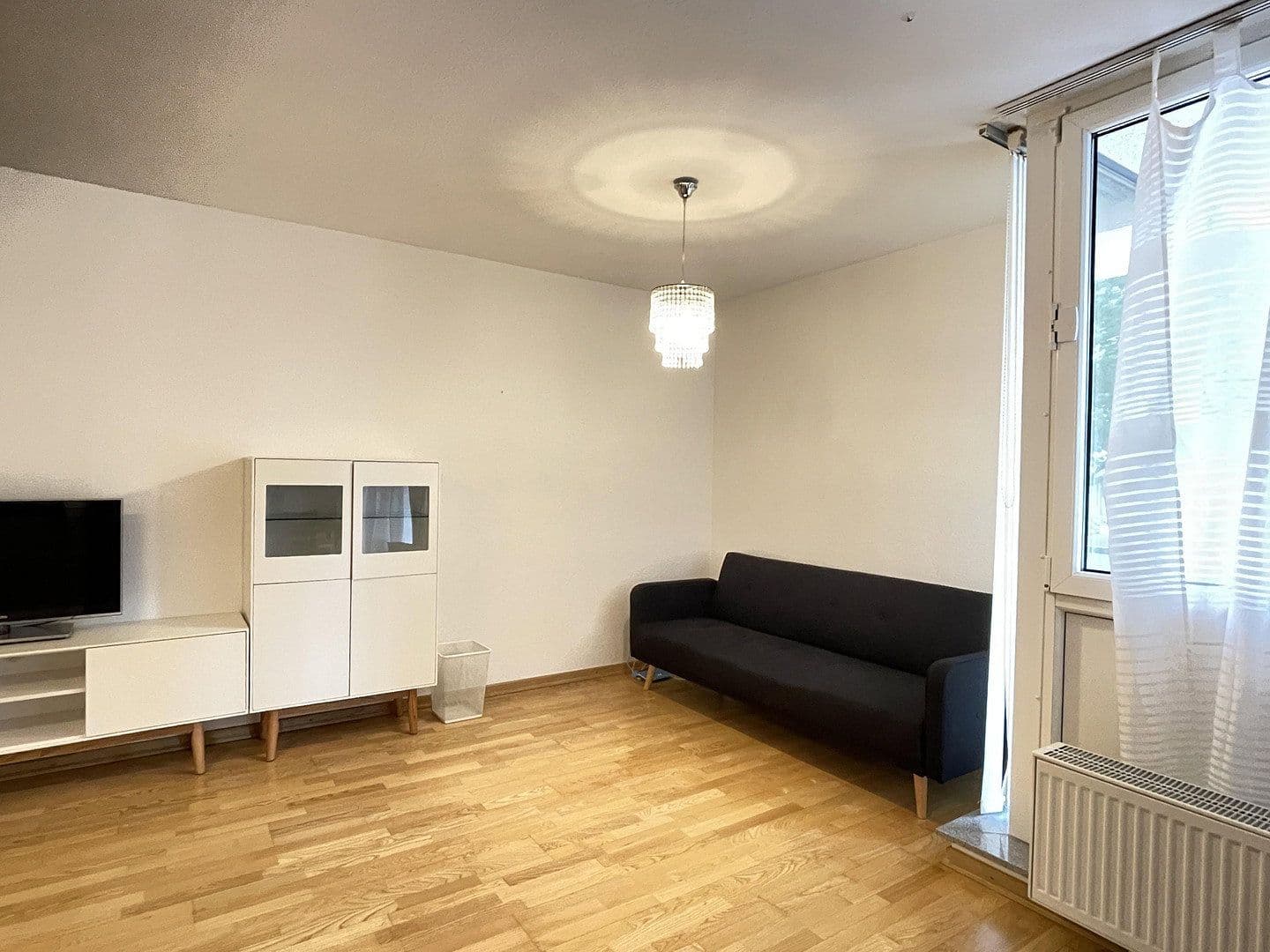 Prenájom bytu 2-izbový 43 m², Frankenallee 25, Frankfurt am Main, Hesensko Prenájom bytu 2-izbový 43 m², Frankenallee 25, Frankfurt am Main, Hesensko