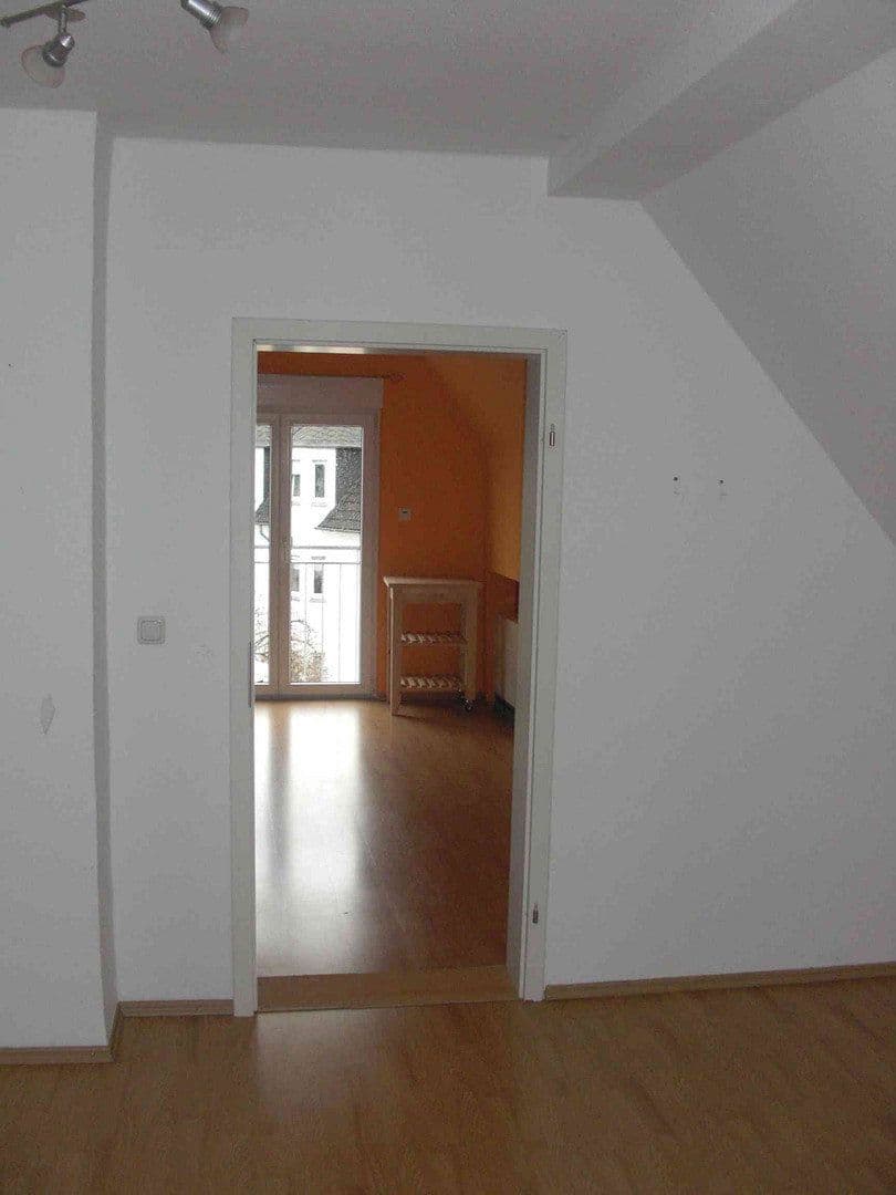 Prenájom bytu 2-izbový 48 m², Hürth, Severné Porýnie - Westfálsko Prenájom bytu 2-izbový 48 m², Hürth, Severné Porýnie - Westfálsko