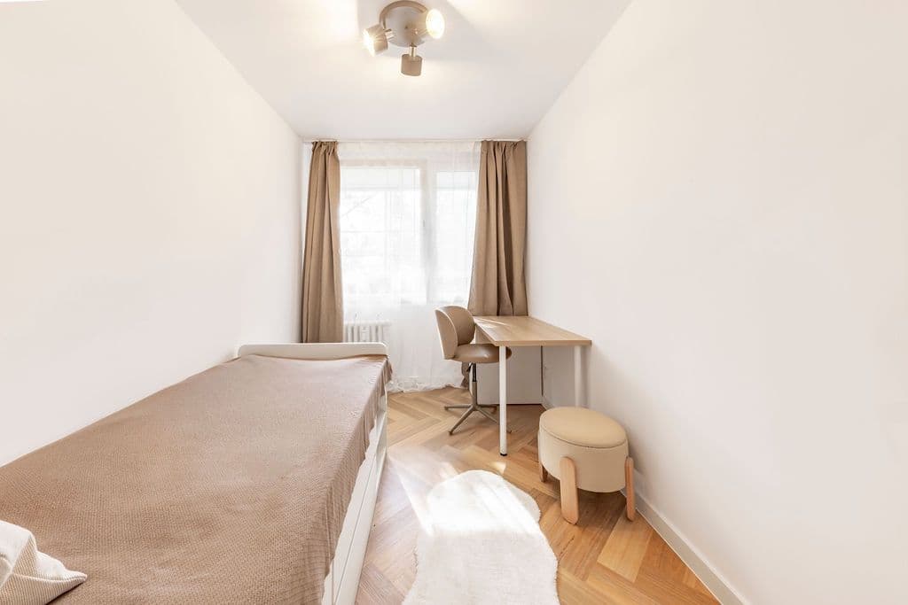 Predaj bytu 3-izbový 70 m², Jablonecká, Praha, Praha Predaj bytu 3-izbový 70 m², Jablonecká, Praha, Praha