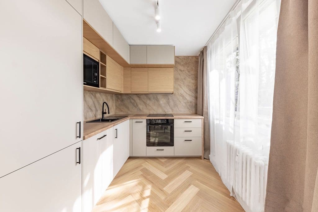 Predaj bytu 3-izbový 70 m², Jablonecká, Praha, Praha Predaj bytu 3-izbový 70 m², Jablonecká, Praha, Praha