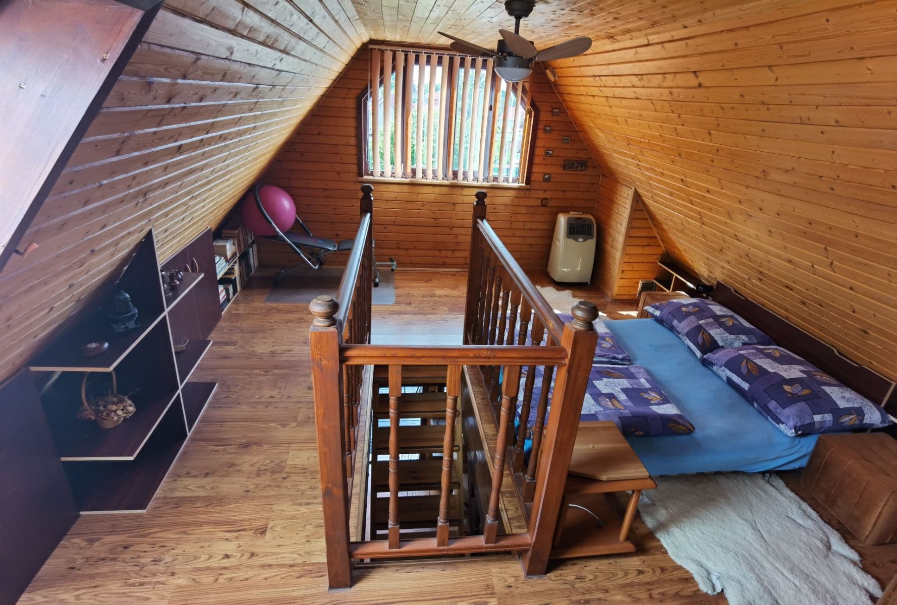 Predaj rekreačného objektu 38 m², pozemok 370 m², Kněževes, Středočeský kraj Predaj rekreačného objektu 38 m², pozemok 370 m², Kněževes, Středočeský kraj