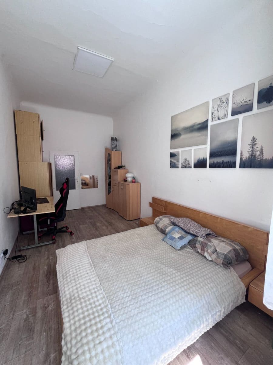Prenájom bytu 1-izbový 36 m², Vltavská, Praha, Praha Prenájom bytu 1-izbový 36 m², Vltavská, Praha, Praha