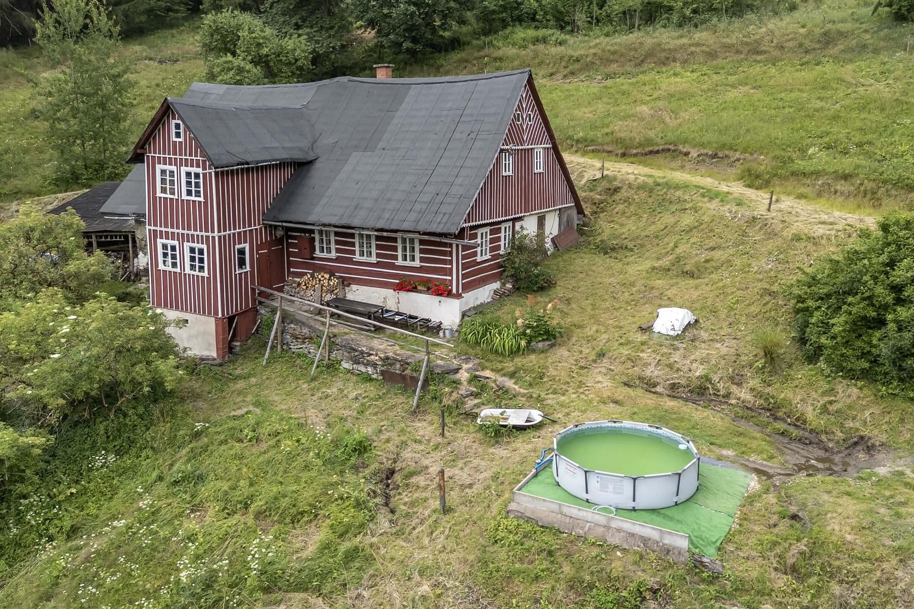 Predaj rekreačného objektu 240 m², pozemok 32.164 m², Jablonec nad Jizerou, Liberecký kraj Predaj rekreačného objektu 240 m², pozemok 32.164 m², Jablonec nad Jizerou, Liberecký kraj