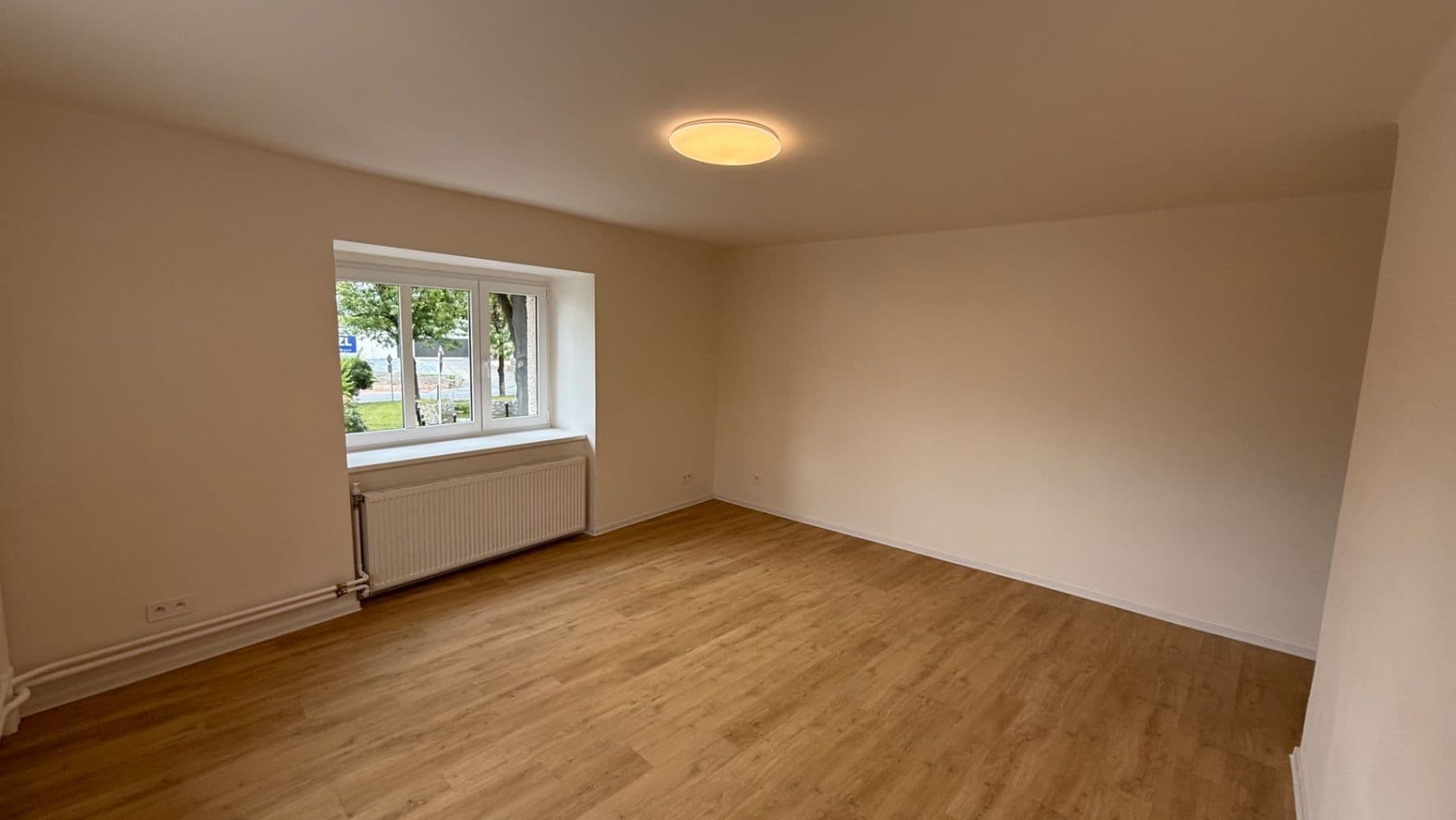 Prenájom bytu 1-izbový 43 m², Klikatá, Ořech, Středočeský kraj Prenájom bytu 1-izbový 43 m², Klikatá, Ořech, Středočeský kraj