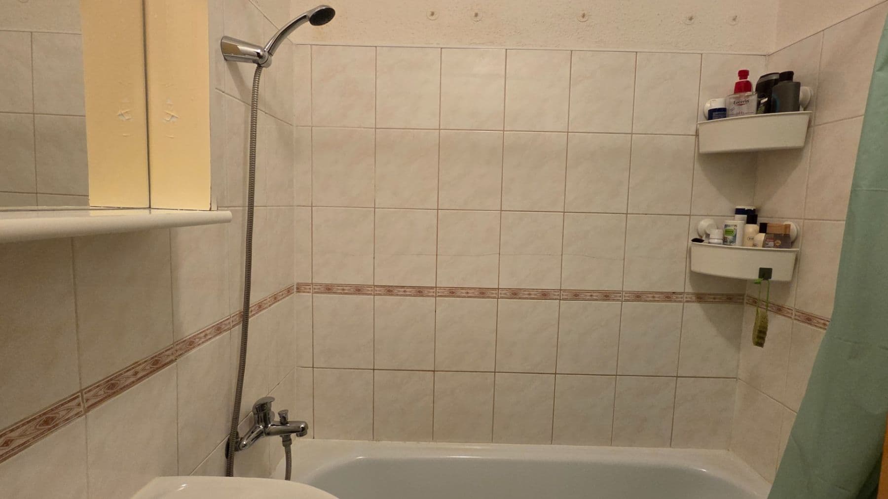 Prenájom bytu 2-izbový 50 m², Jemenská, Praha, Praha Prenájom bytu 2-izbový 50 m², Jemenská, Praha, Praha