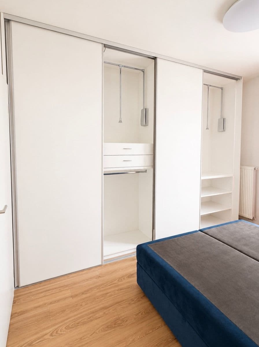 Prenájom bytu 2-izbový 54 m², Pecháčkova, Plzeň, Plzeňský kraj Prenájom bytu 2-izbový 54 m², Pecháčkova, Plzeň, Plzeňský kraj