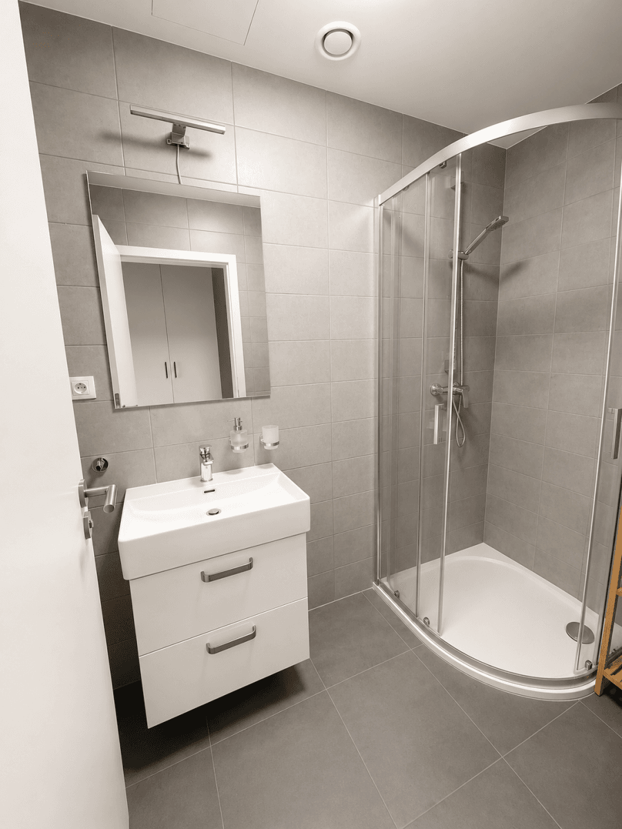 Prenájom bytu 2-izbový 54 m², Pecháčkova, Plzeň, Plzeňský kraj Prenájom bytu 2-izbový 54 m², Pecháčkova, Plzeň, Plzeňský kraj