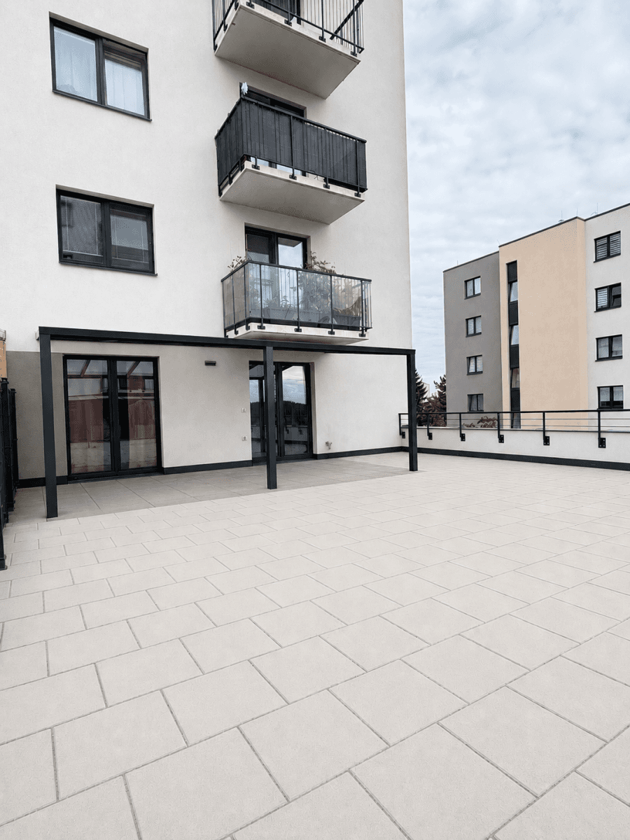 Prenájom bytu 2-izbový 54 m², Pecháčkova, Plzeň, Plzeňský kraj Prenájom bytu 2-izbový 54 m², Pecháčkova, Plzeň, Plzeňský kraj