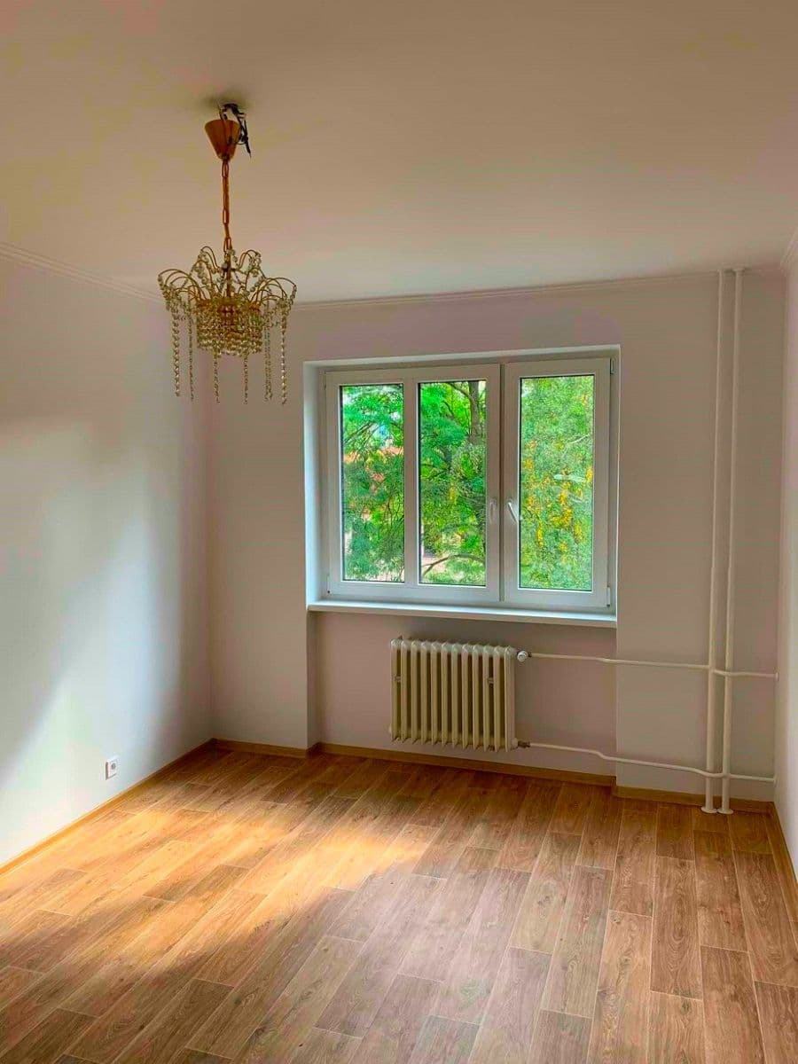 Prenájom bytu 2-izbový 68 m², U Spořitelny, Karlovy Vary, Karlovarský kraj Prenájom bytu 2-izbový 68 m², U Spořitelny, Karlovy Vary, Karlovarský kraj
