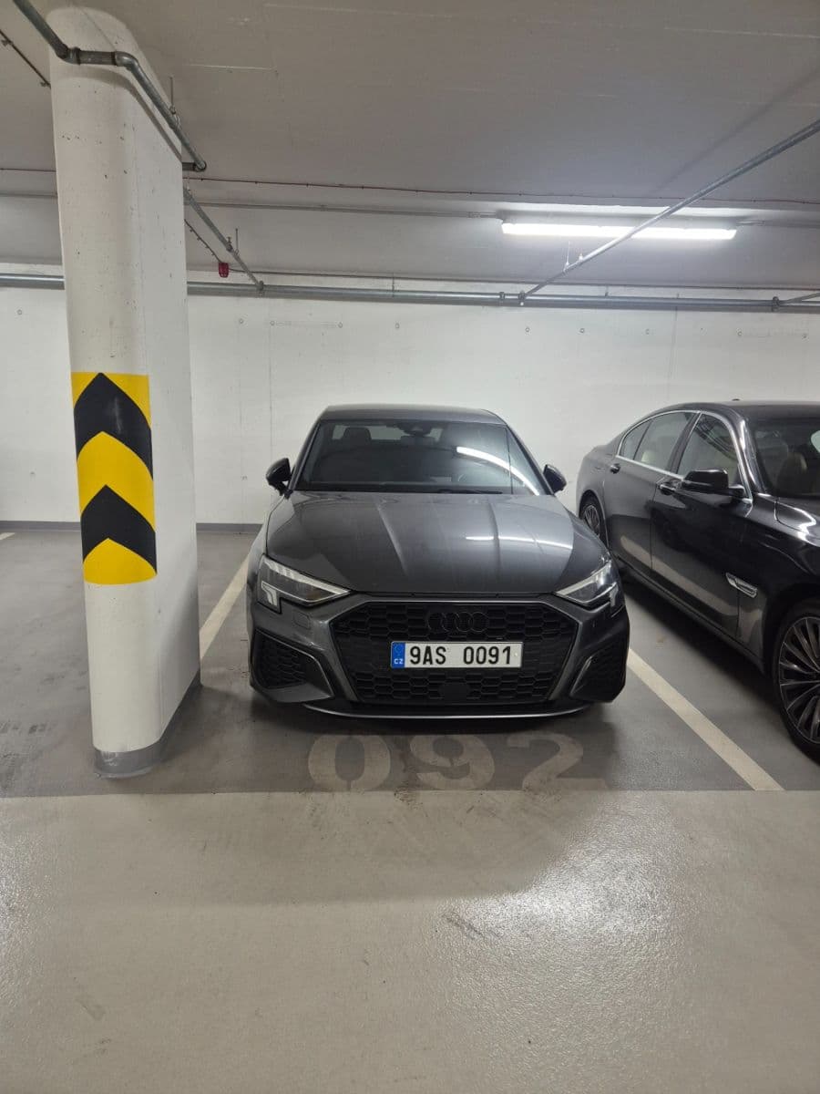 Prenájom garáže 18 m², U Mlýnského kanálu, Praha, Praha Prenájom garáže 18 m², U Mlýnského kanálu, Praha, Praha
