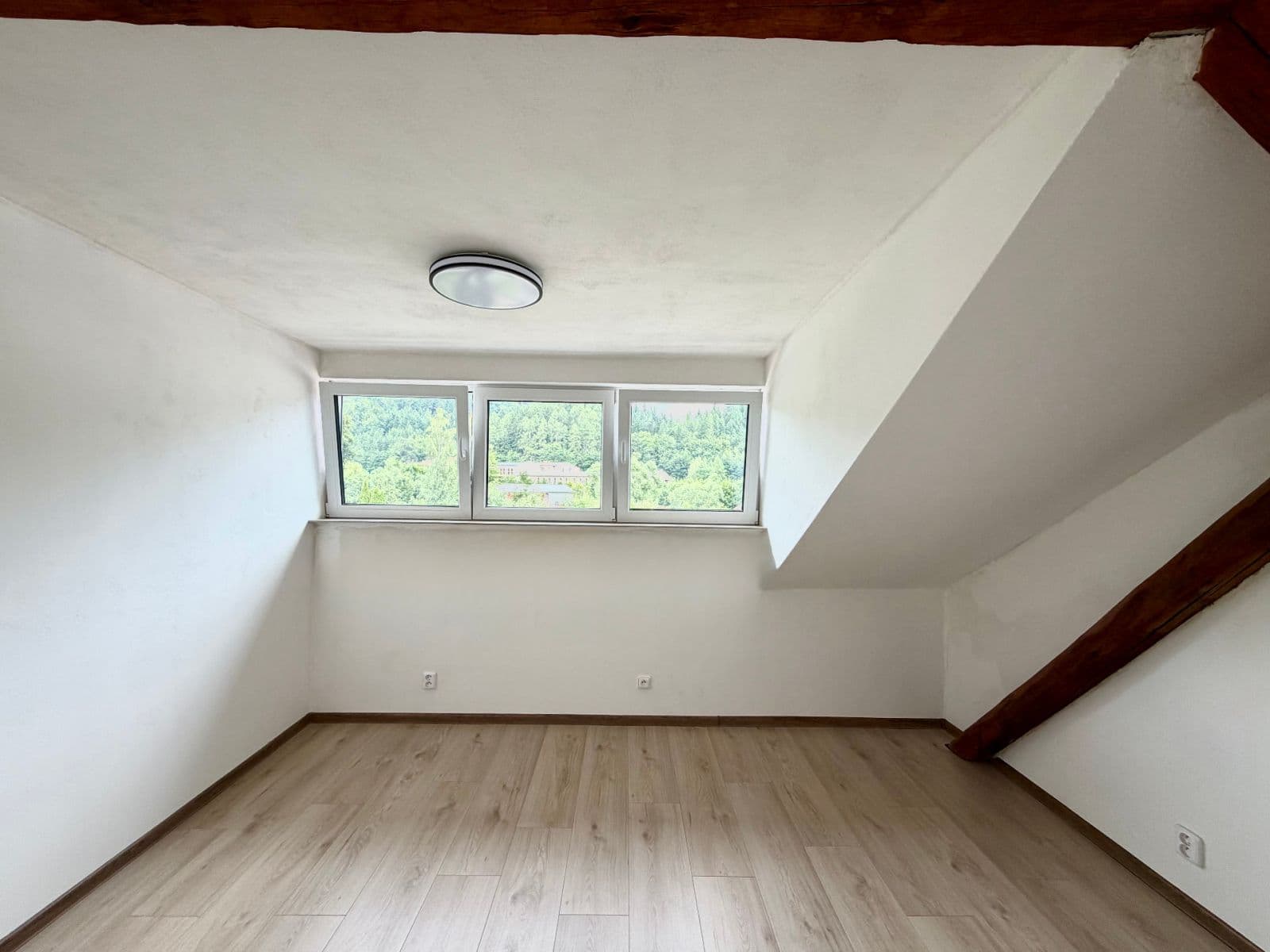 Predaj bytu 2-izbový 47 m², Horská, Trutnov, Královéhradecký kraj Predaj bytu 2-izbový 47 m², Horská, Trutnov, Královéhradecký kraj