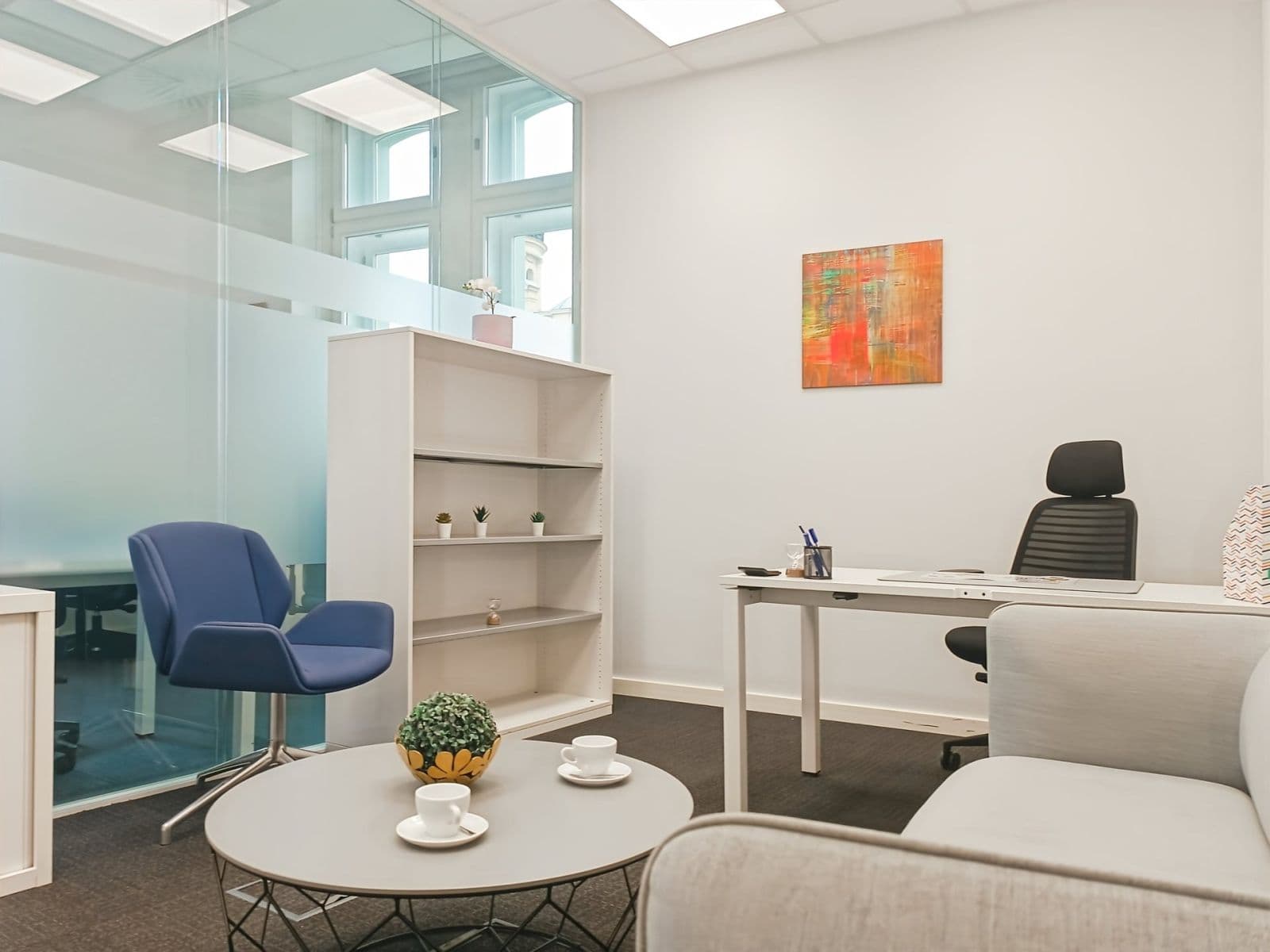Prenájom kancelárie 25 m², náměstí I. P. Pavlova, Praha, Praha Prenájom kancelárie 25 m², náměstí I. P. Pavlova, Praha, Praha