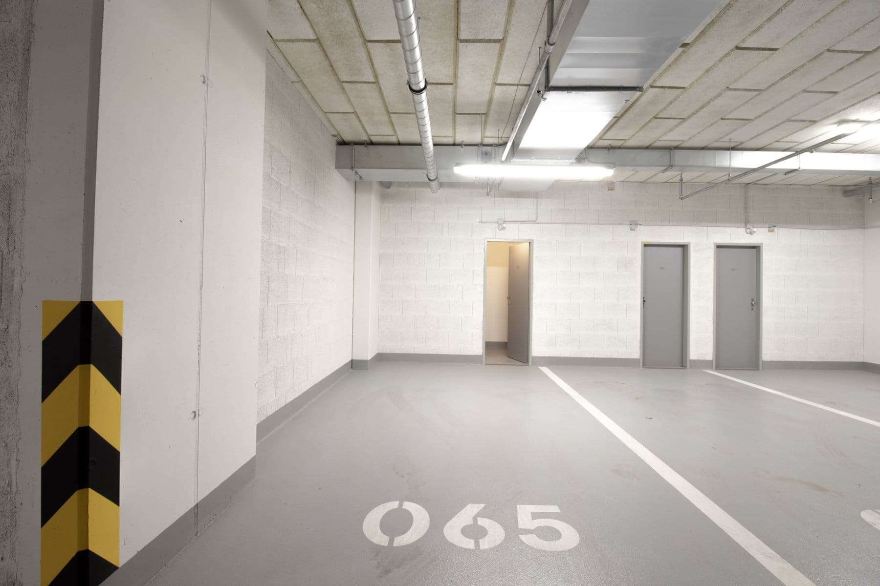 Prenájom bytu 1-izbový 37 m², Gerstelova, Praha, Praha Prenájom bytu 1-izbový 37 m², Gerstelova, Praha, Praha