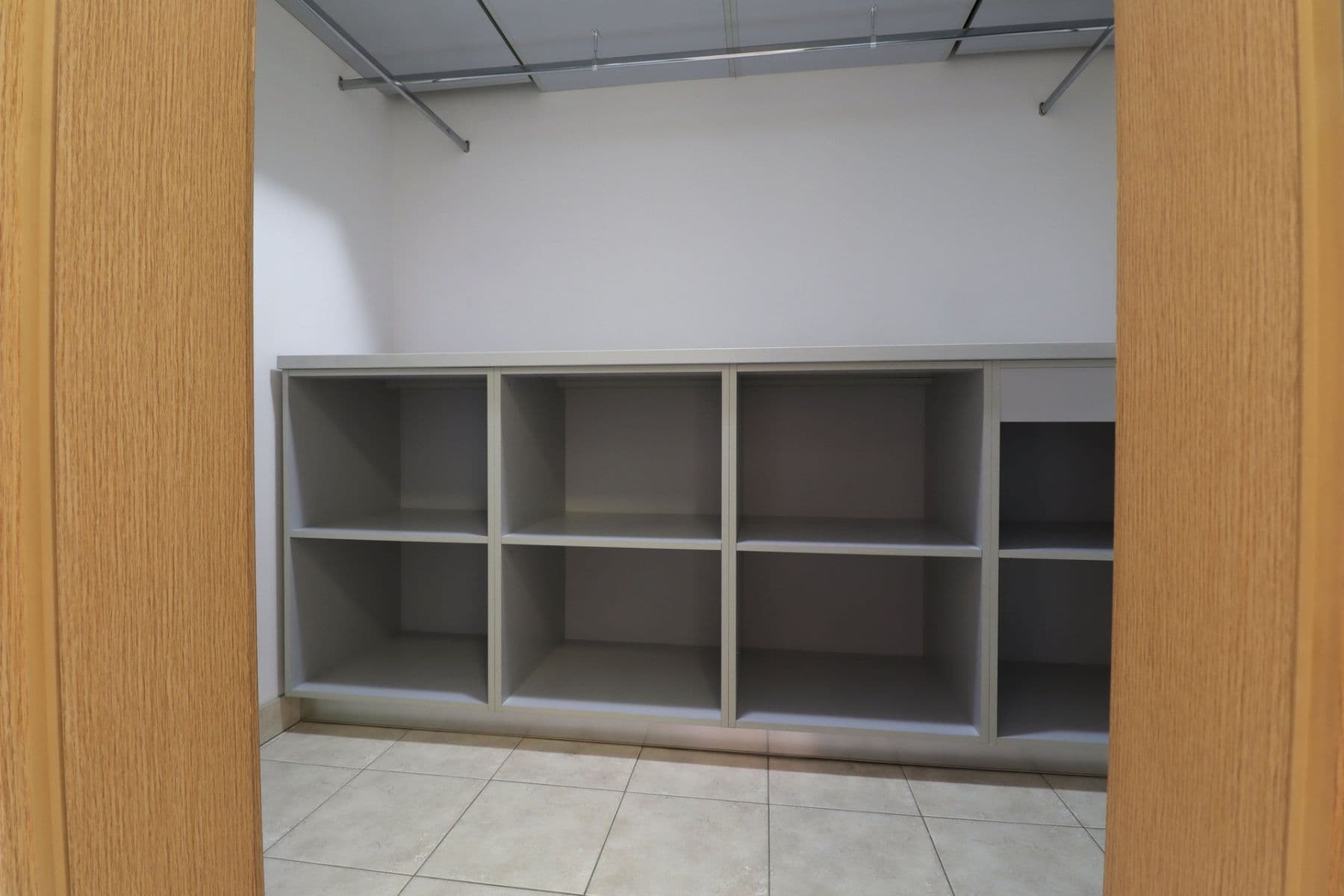 Prenájom bytu 3-izbový 82 m², V dolině, Praha, Praha Prenájom bytu 3-izbový 82 m², V dolině, Praha, Praha