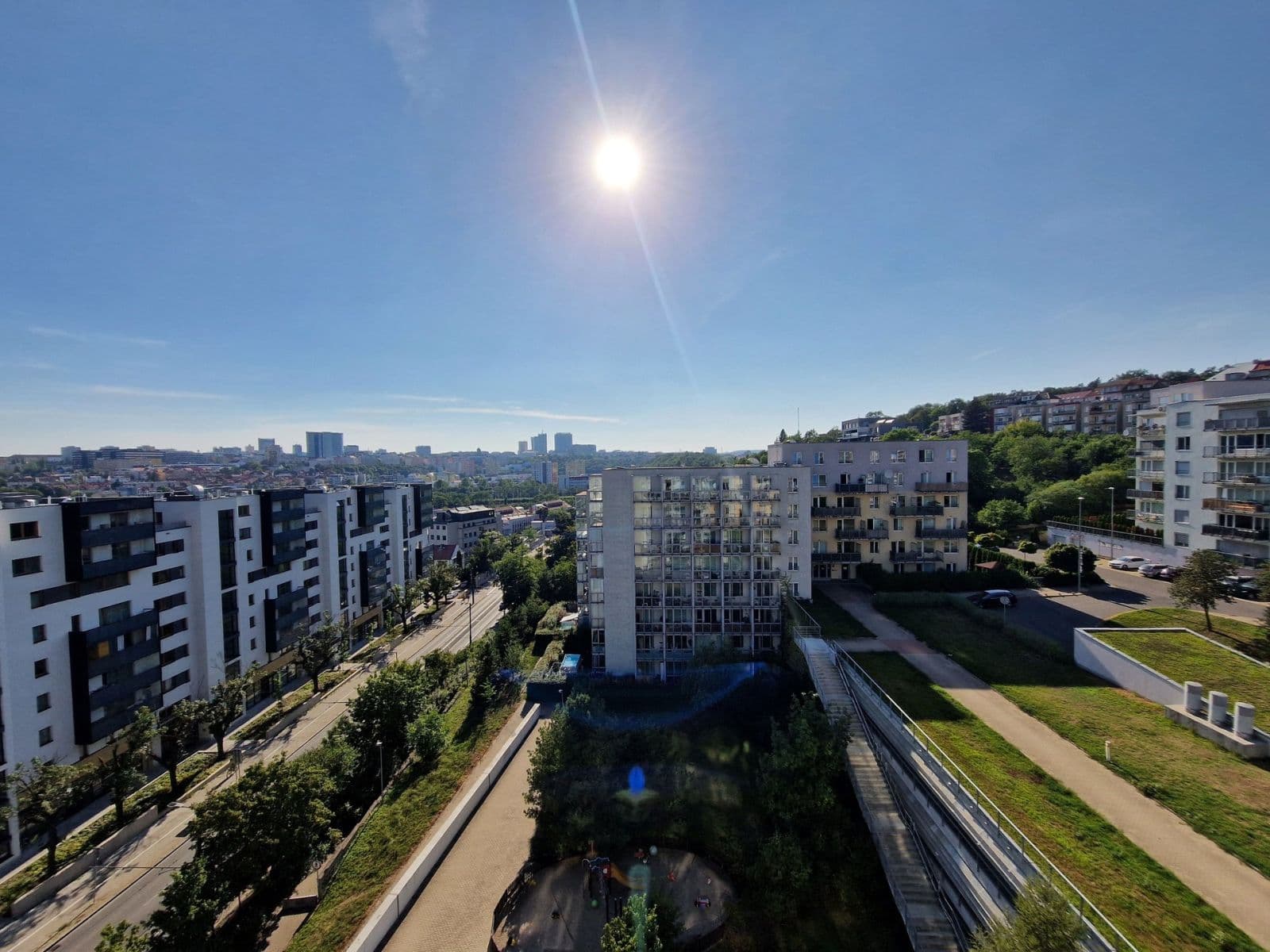 Prenájom bytu 3-izbový 82 m², V dolině, Praha, Praha Prenájom bytu 3-izbový 82 m², V dolině, Praha, Praha
