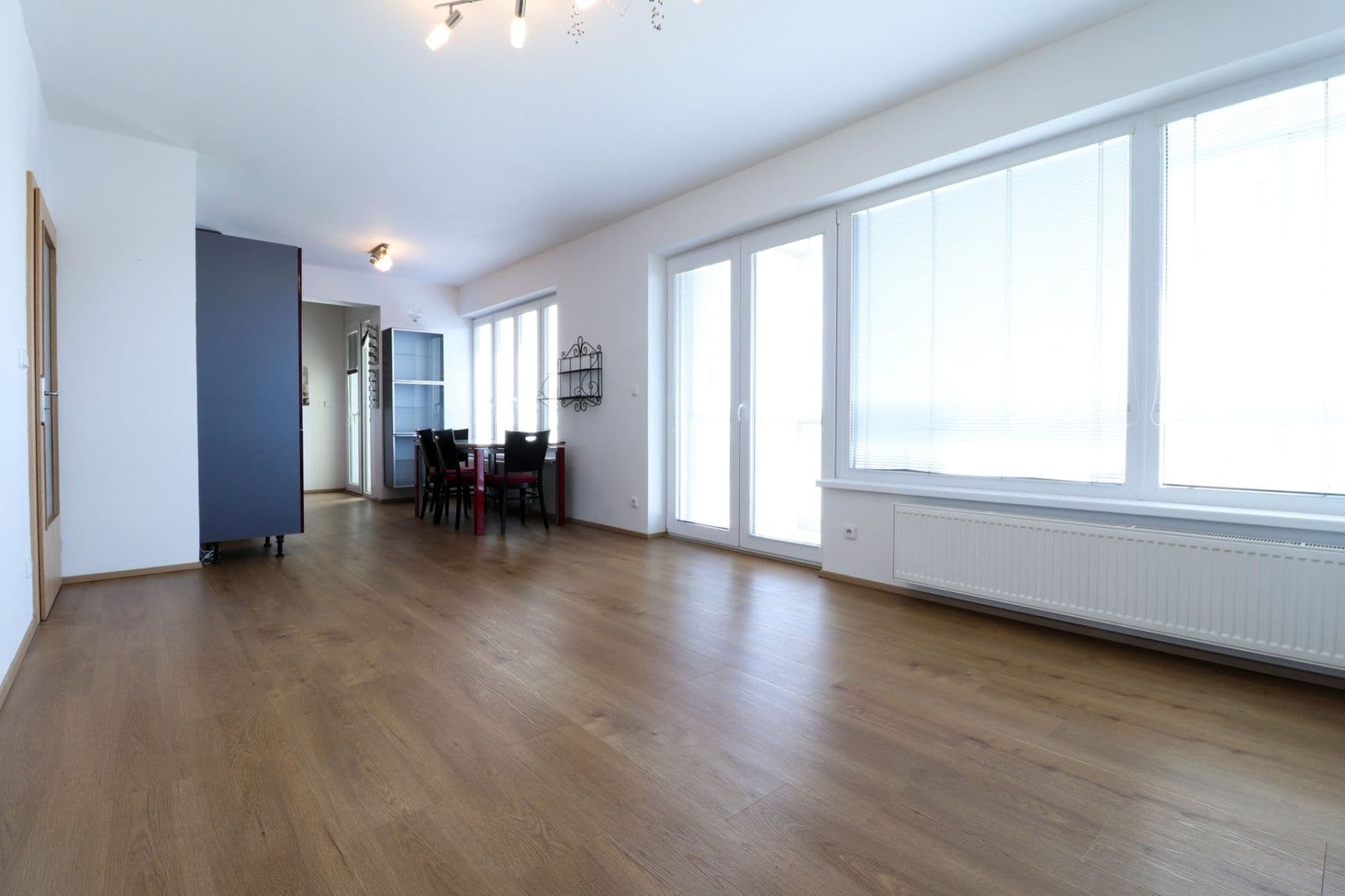 Prenájom bytu 3-izbový 82 m², V dolině, Praha, Praha Prenájom bytu 3-izbový 82 m², V dolině, Praha, Praha