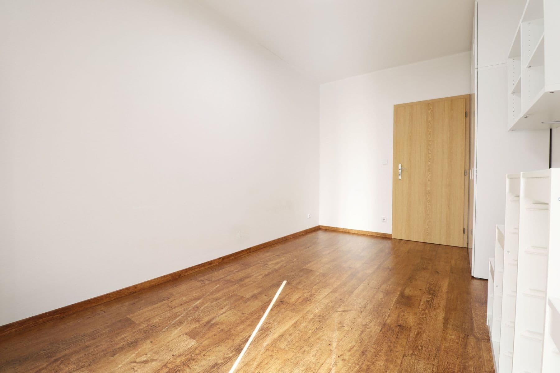 Prenájom bytu 3-izbový 82 m², V dolině, Praha, Praha Prenájom bytu 3-izbový 82 m², V dolině, Praha, Praha