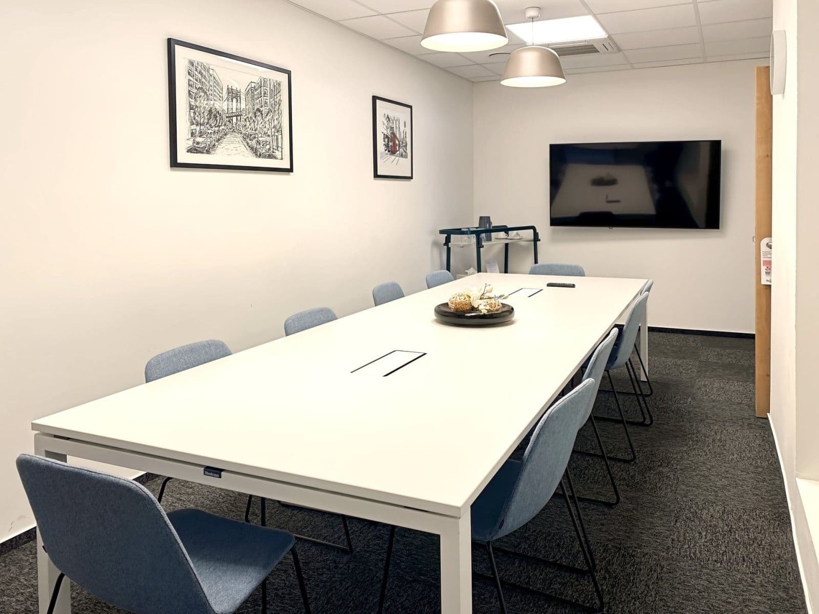 Prenájom kancelárie 25 m², 28. října, Ostrava, Moravskoslezský kraj Prenájom kancelárie 25 m², 28. října, Ostrava, Moravskoslezský kraj