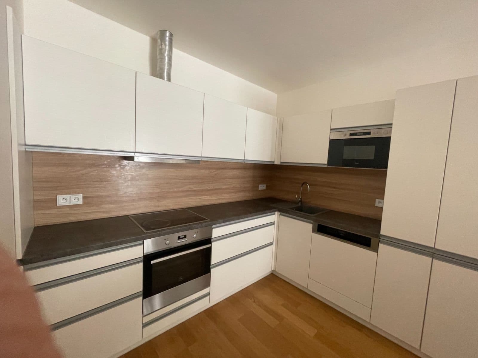 Prenájom bytu 2-izbový 52 m², Studentská, Brno, Jihomoravský kraj Prenájom bytu 2-izbový 52 m², Studentská, Brno, Jihomoravský kraj