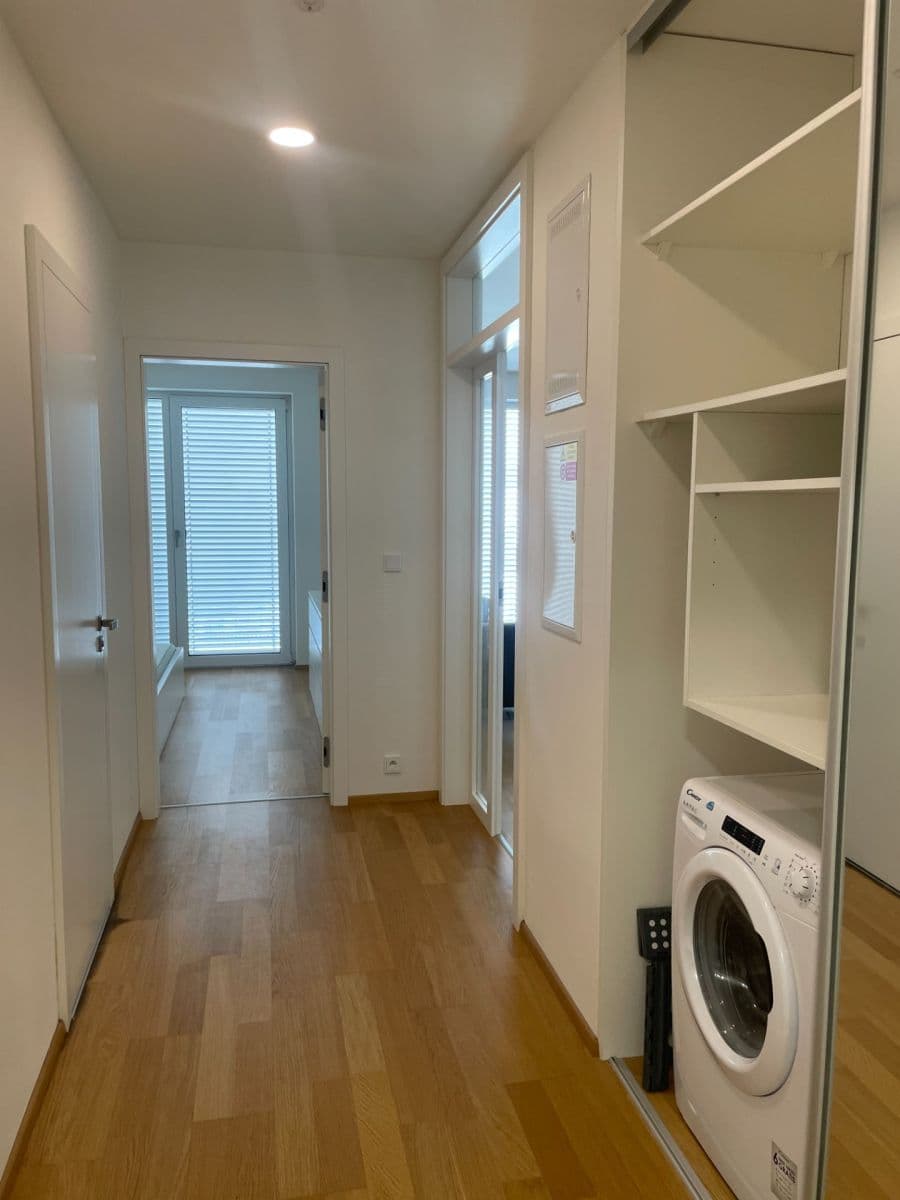 Prenájom bytu 2-izbový 52 m², Studentská, Brno, Jihomoravský kraj Prenájom bytu 2-izbový 52 m², Studentská, Brno, Jihomoravský kraj