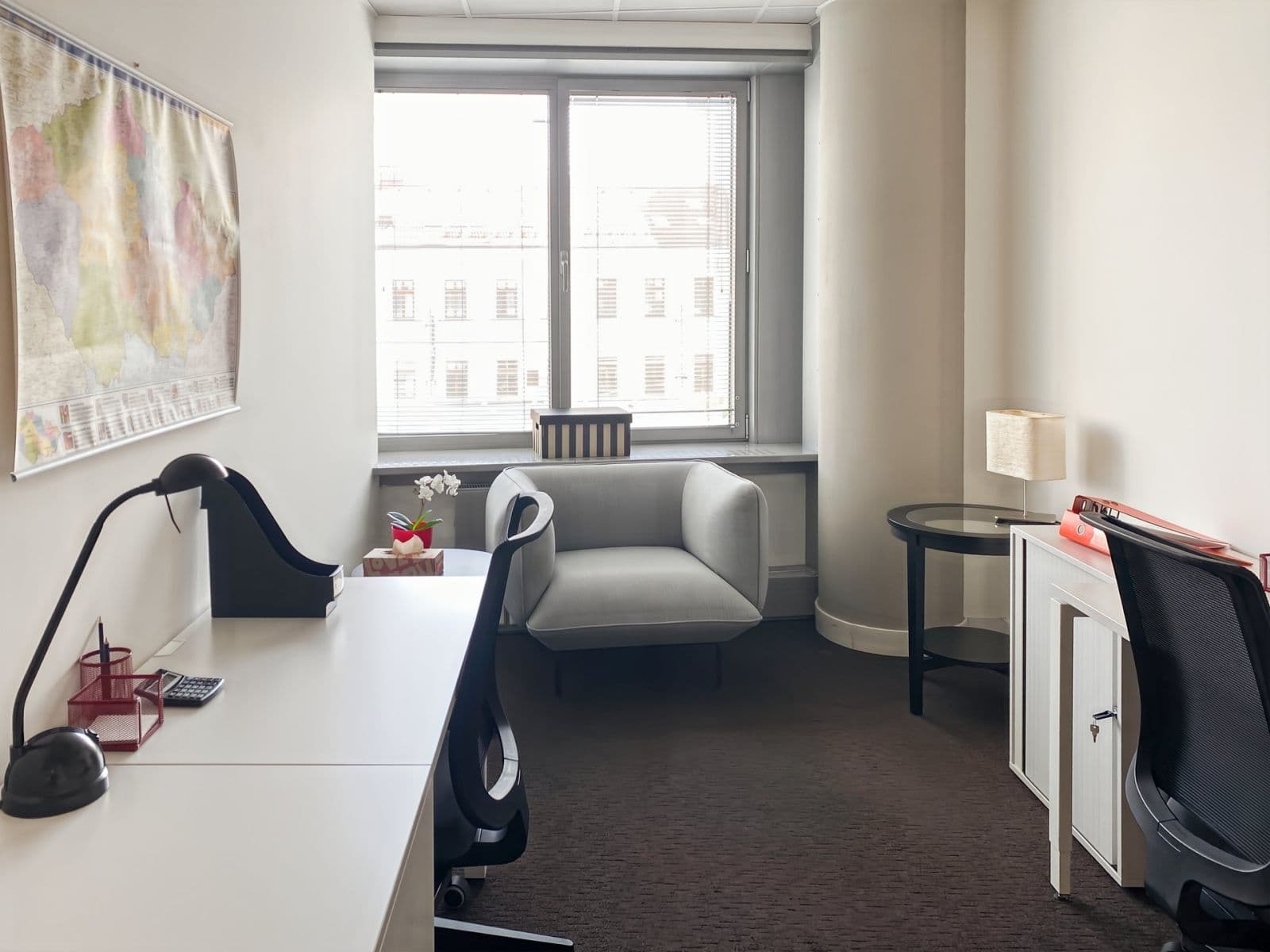 Prenájom kancelárie 15 m², Nádražní, Praha, Praha Prenájom kancelárie 15 m², Nádražní, Praha, Praha