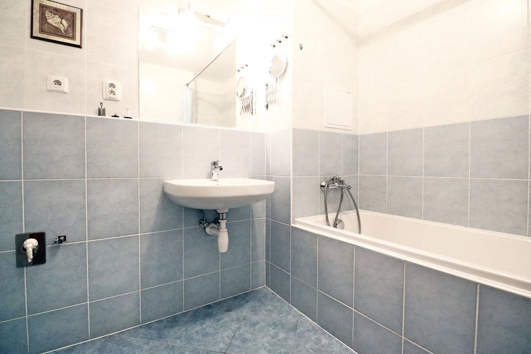 Prenájom bytu 2-izbový 45 m², Českodubská, Praha, Praha Prenájom bytu 2-izbový 45 m², Českodubská, Praha, Praha