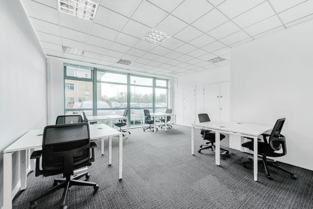 Prenájom kancelárie 25 m², Lomnického, Praha, Praha Prenájom kancelárie 25 m², Lomnického, Praha, Praha
