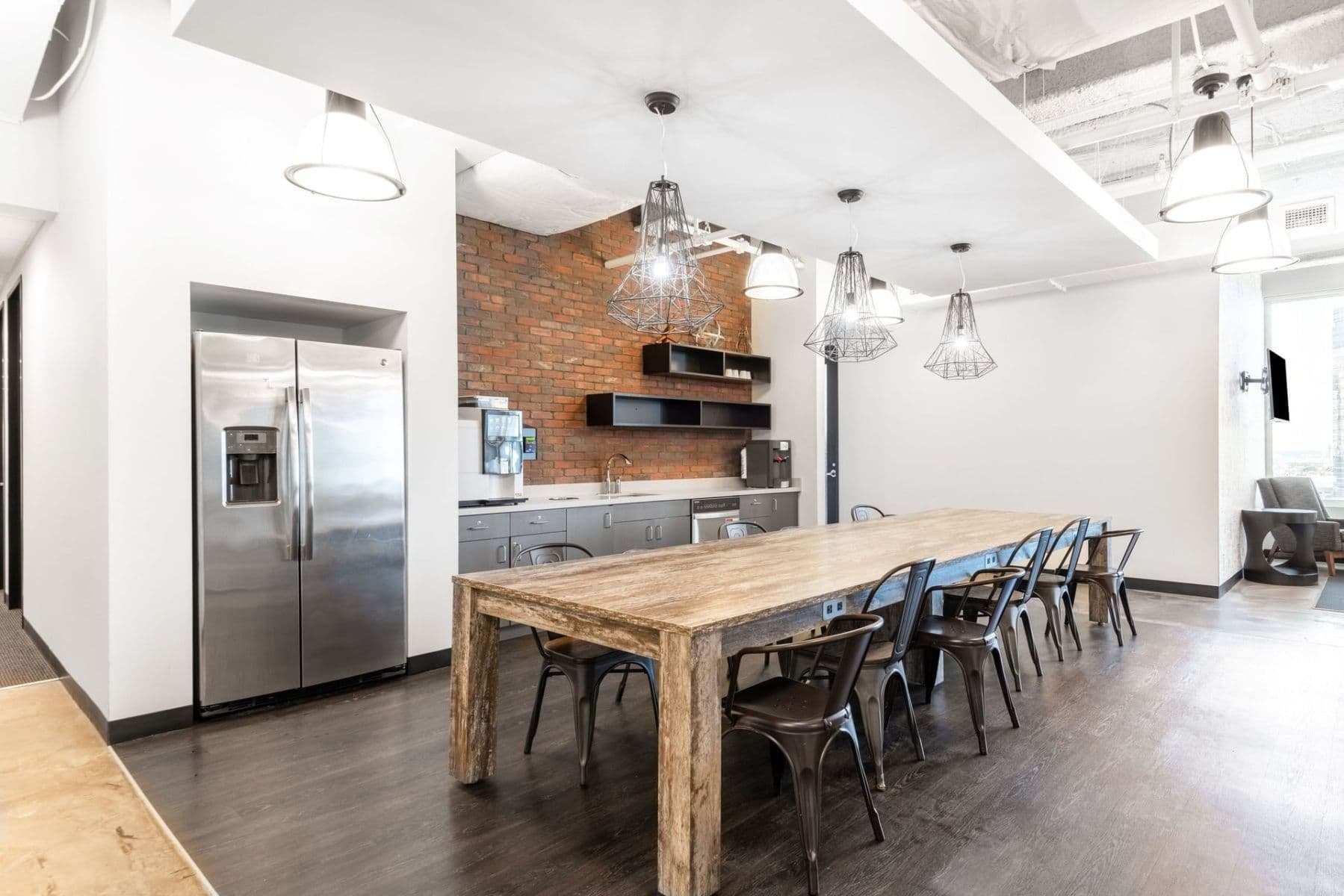 Prenájom kancelárie 25 m², Lomnického, Praha, Praha Prenájom kancelárie 25 m², Lomnického, Praha, Praha