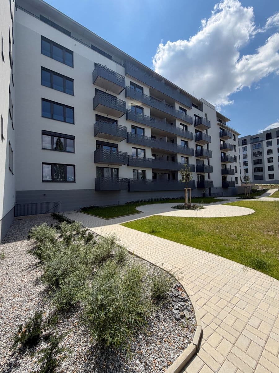 Prenájom bytu 2-izbový 59 m², Divíškové, Praha, Praha Prenájom bytu 2-izbový 59 m², Divíškové, Praha, Praha