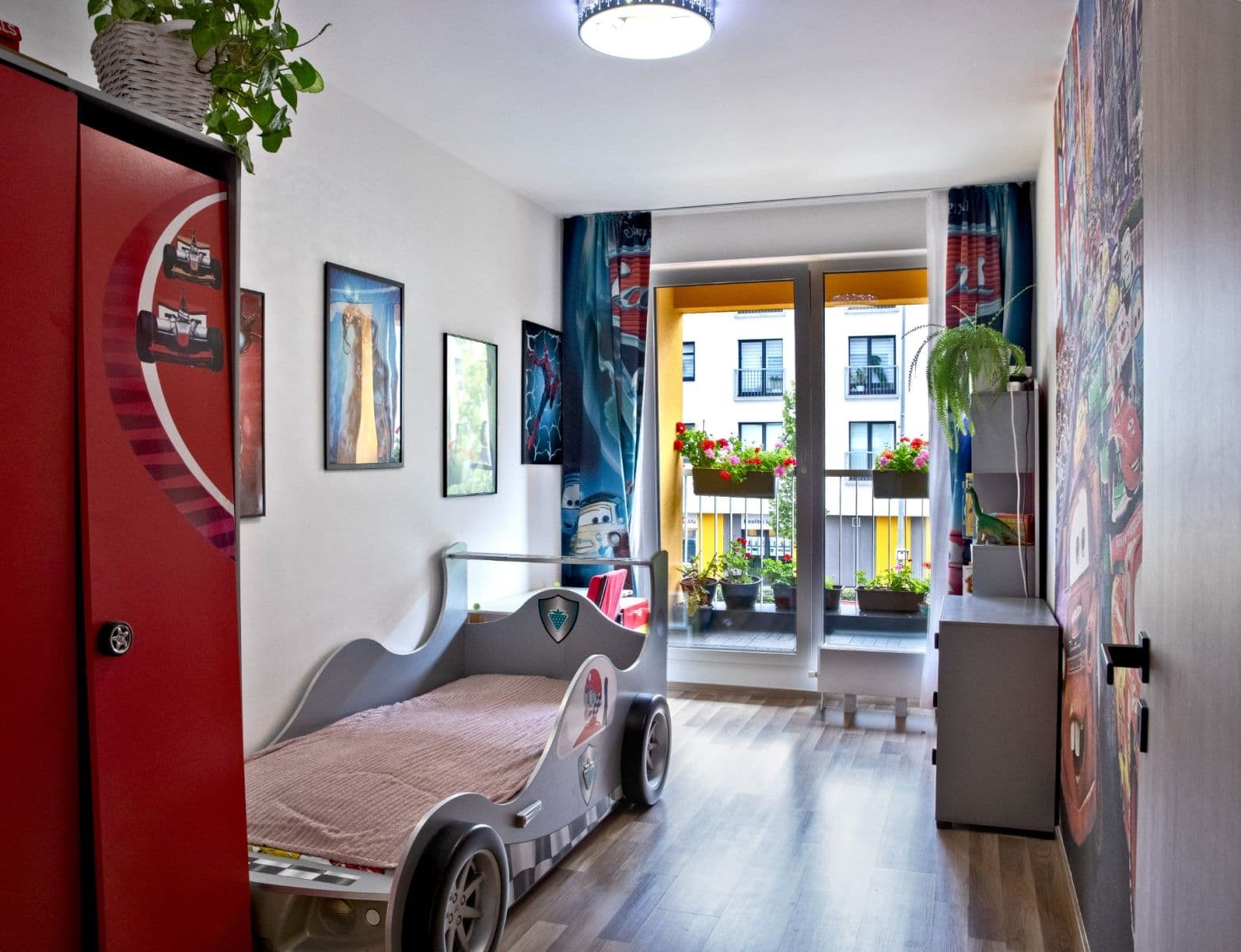 Predaj bytu 4-izbový 76 m², Ke Kříži, Praha, Praha Predaj bytu 4-izbový 76 m², Ke Kříži, Praha, Praha